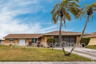 Building Photo - 6860 Kenwood Dr