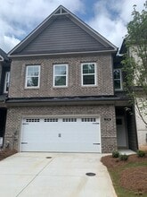 Building Photo - 3138 Marbella Cir