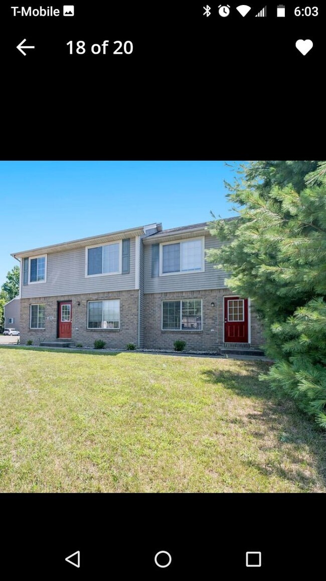 Vista frontal - 1275 Redpine Way