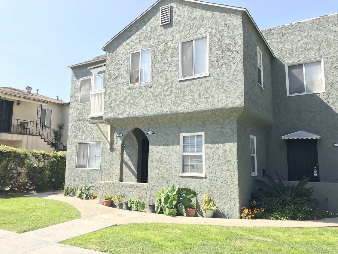 Foto principal - 2165 Earl Ave