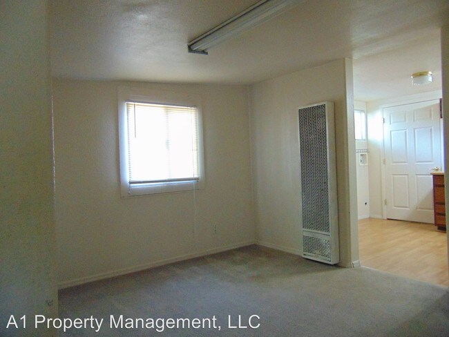 Building Photo - 737 W Gurley St
