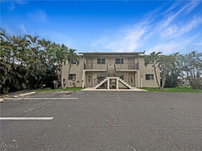Foto del edificio - 4530 SW 10th Ave