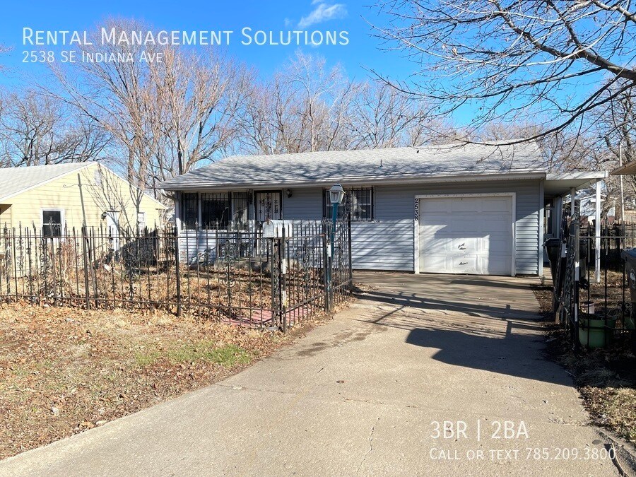 Primary Photo - *FINISHED BASEMENT* 2538 SE Indiana Ave- 3...