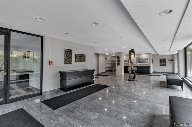 Foto del edificio - 849 Delaware Ave