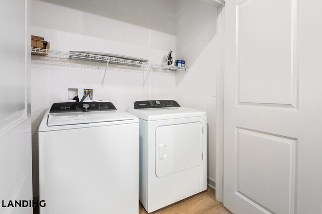 Foto del edificio - 12020 Brush Hl Rd