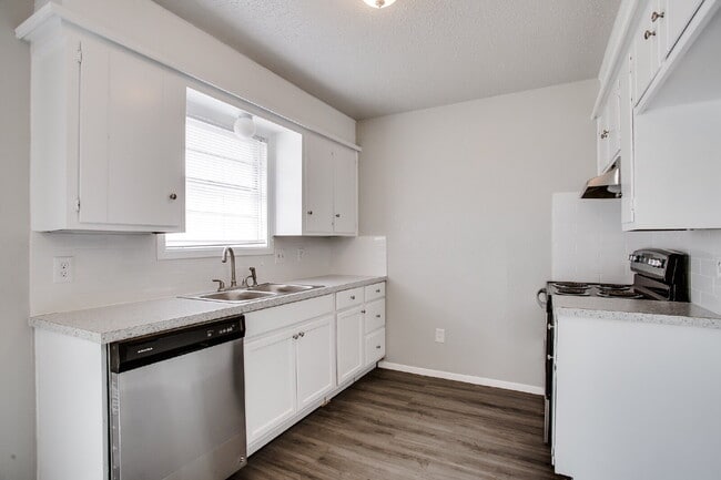 Building Photo - Nicely updated 2/1/1 in Frenship