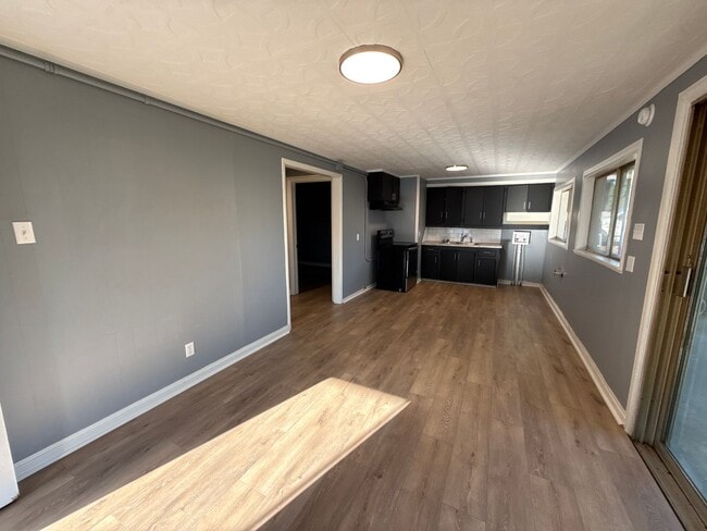 Building Photo - 3816 Wirsing Ave