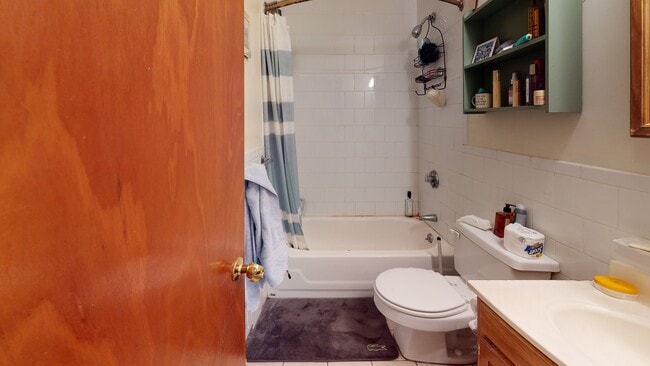 Building Photo - 97 Hudson St