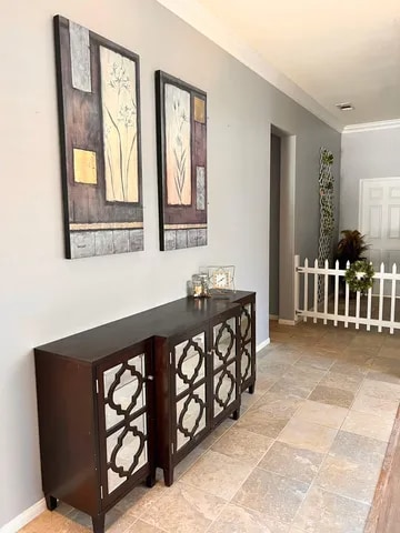 Building Photo - 1685 Rose Ave