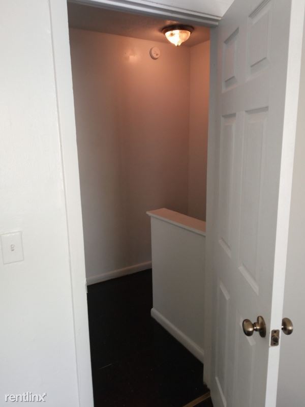 Foto del edificio - 3 br, 1.5 bath Townhome - 19 Arch St