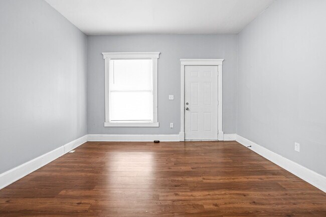Foto del edificio - 273 E Parkview Ave