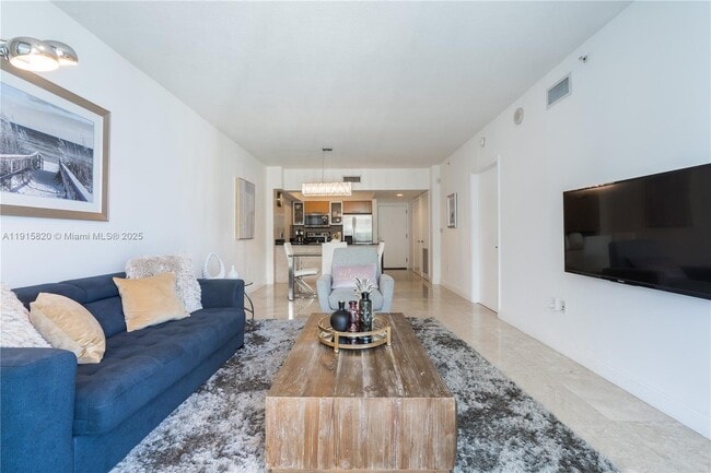 Foto del edificio - 1750 N Bayshore Dr