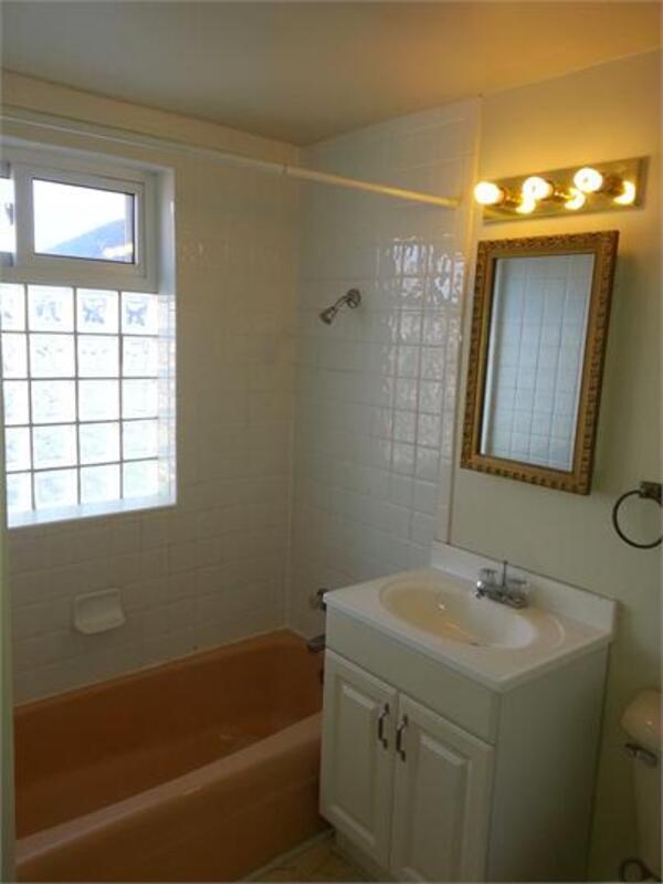 Building Photo - 3557 Hynds Blvd