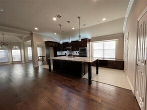 Building Photo - 401 Sagebrush Trail