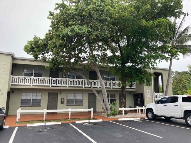 Photo - 107 NE 8th St Apartment