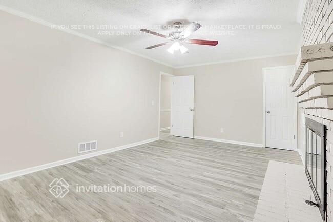 Foto del edificio - 3074 Dover Ln