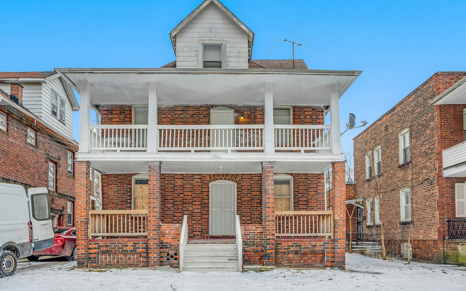 15322 Yorick Ave Cleveland, OH 44110 – photo 2