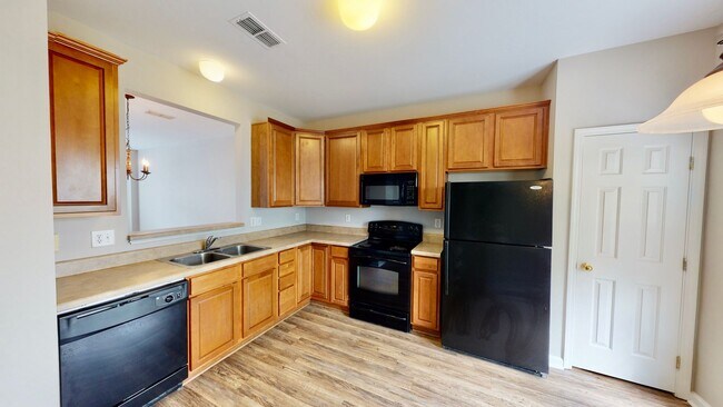 Photo - 15729 Castle Watch Ave Townhome