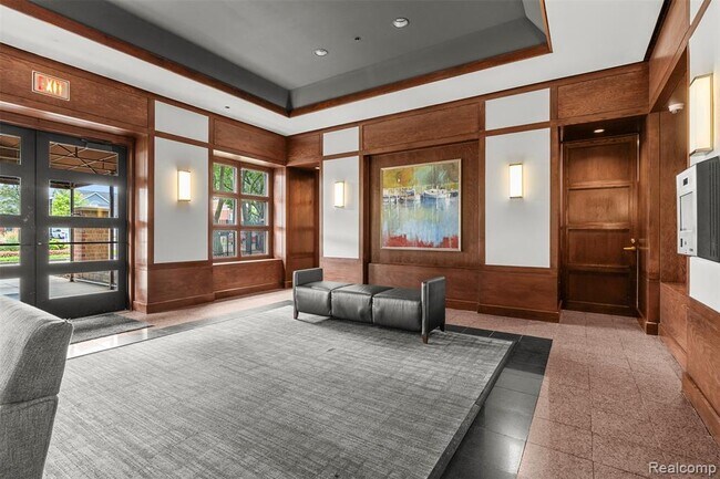 Building Photo - 250 E Harbortown Dr