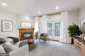 Building Photo - 1325 Chetworth Ct
