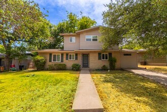 Building Photo - 1307 Berkshire Dr