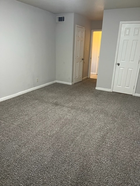 Building Photo - 1955 Camelot St