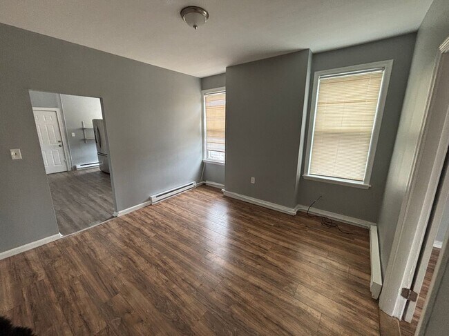 Foto del edificio - 2372 Main St