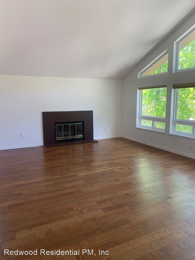 Building Photo - 3 br, 2 bath House - 3418 Terra Linda Drive