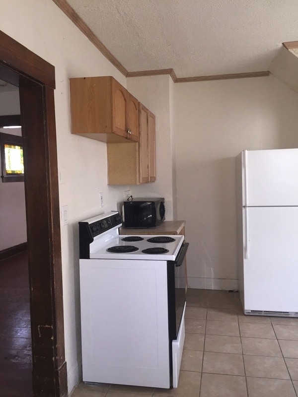 Primary Photo - 1414 N Irving Ave