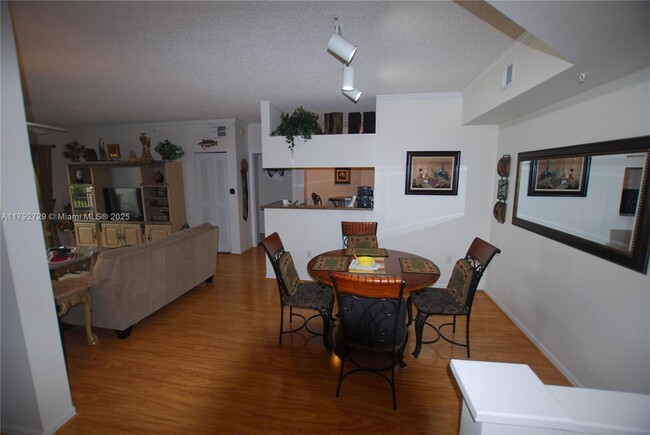Building Photo - 1310 Tuscany Way