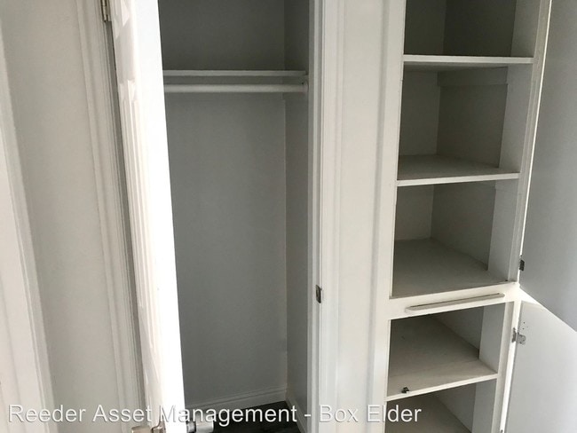Building Photo - 153 S 200 W