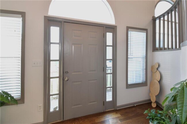Foto del edificio - 2582 Candler Way