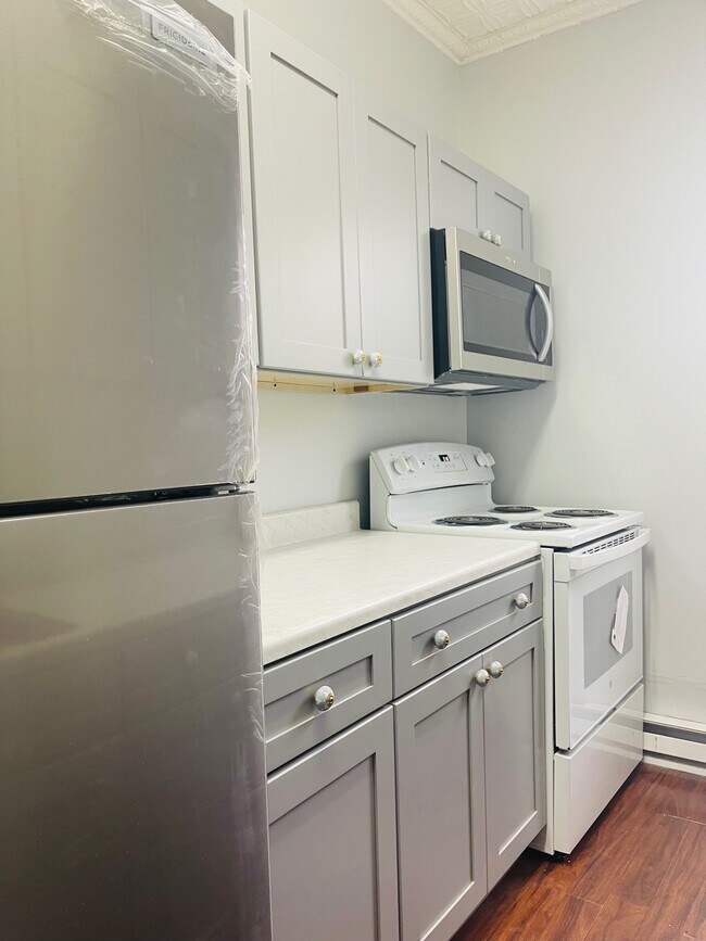 Building Photo - 1414 Rockaway Pky