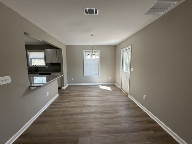 Building Photo - 1050 Echo Brook Trail