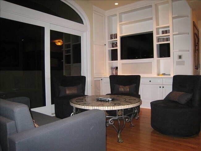 Sala de estar - 501 Beach Dr