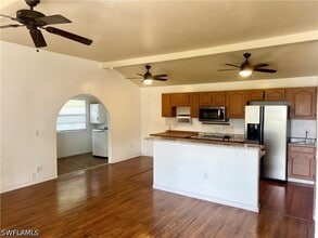 Building Photo - 446 San Bernardino St