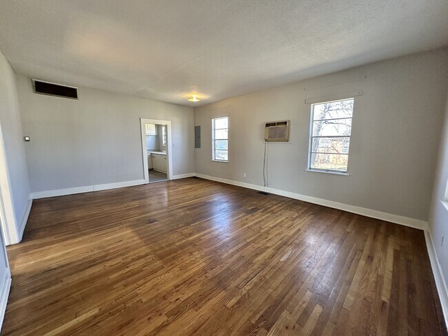 Foto del edificio - 1126 Escambia St