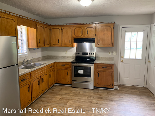 Building Photo - 3 br, 1 bath House - 202 Golden Pond Ave