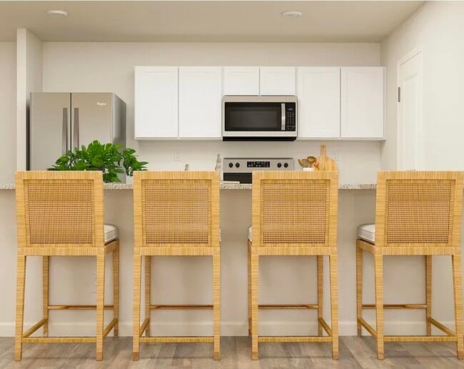 Building Photo - 239 Yolanda Dr