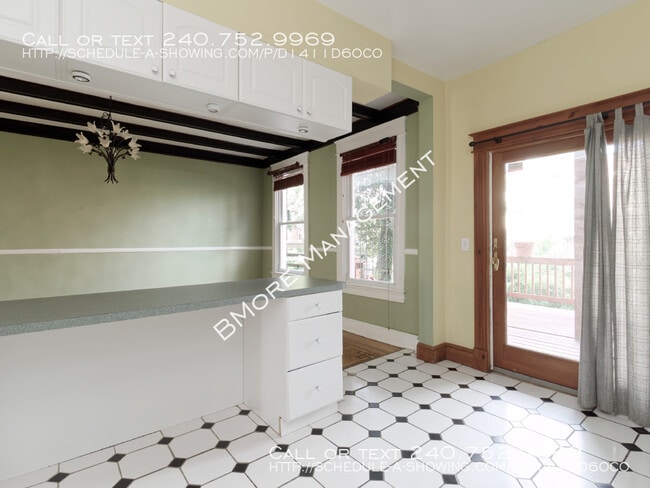 Building Photo - 2803 Guilford Ave