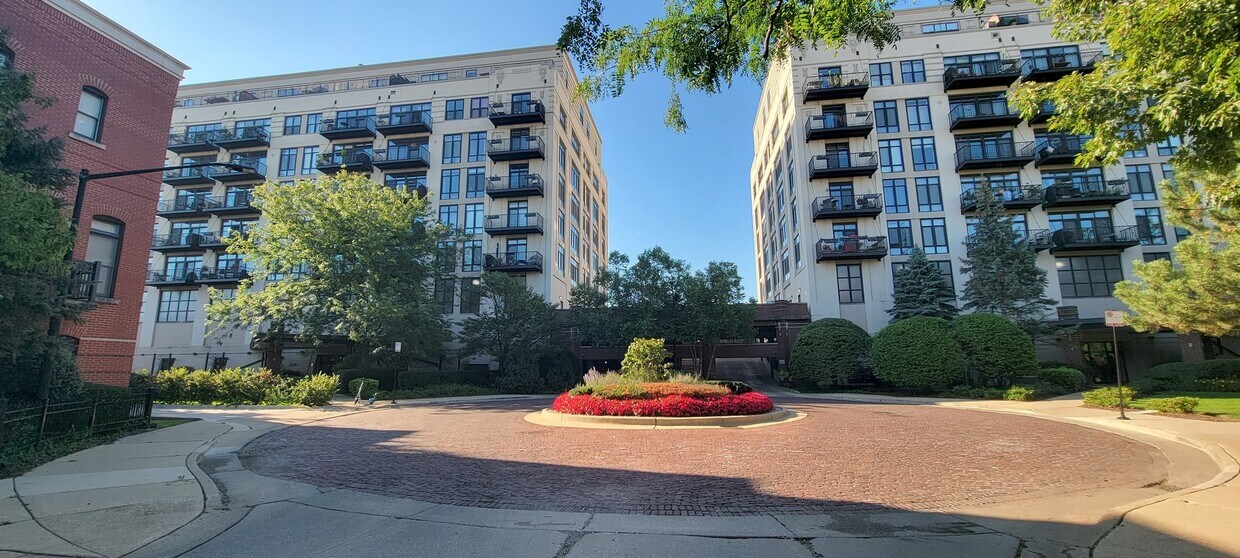 Foto principal - 1525 S Sangamon St
