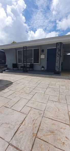 Photo - 7636 Miramar Pkwy House