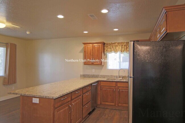 Foto del edificio - Newer 2 Bed 1 Bath HVAC