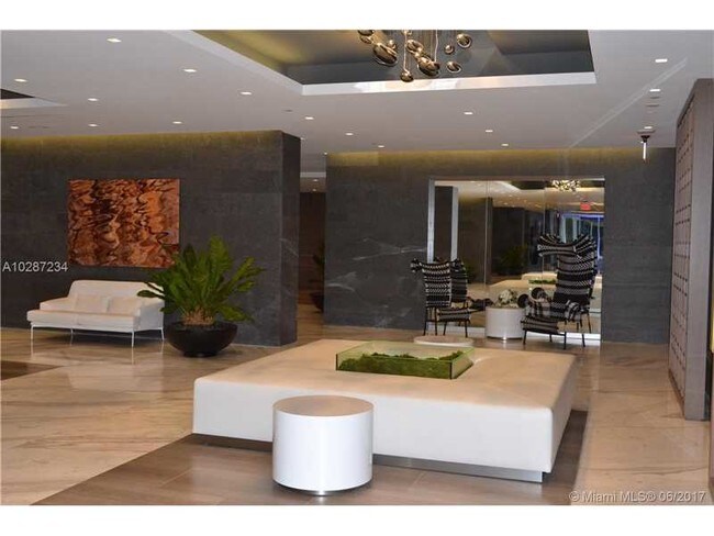 Building Photo - 400 Sunny Isles Blvd
