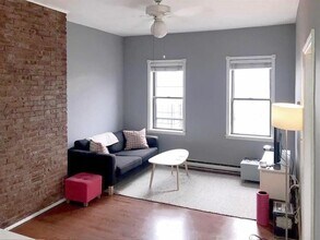Building Photo - 420 2nd St