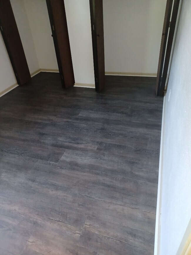 Foto del edificio - 217 S Oak St