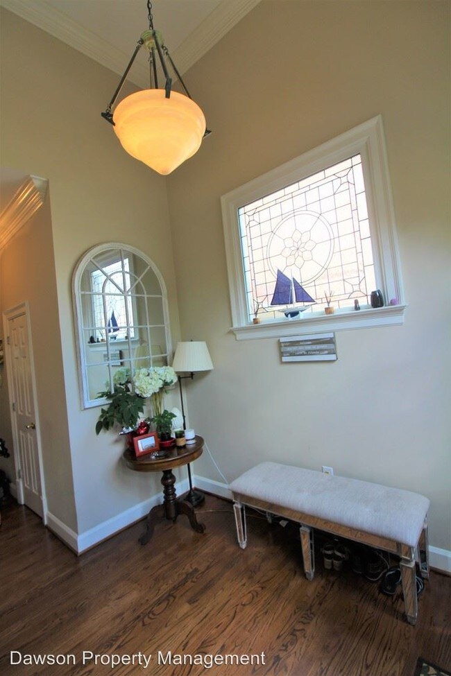 Foto del edificio - 1232 Dilworth Crescent Row