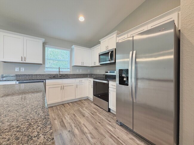 Building Photo - 210 Locust Lane Pass