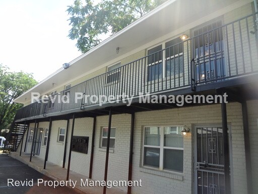 Primary Photo - 1632 Monroe Ave