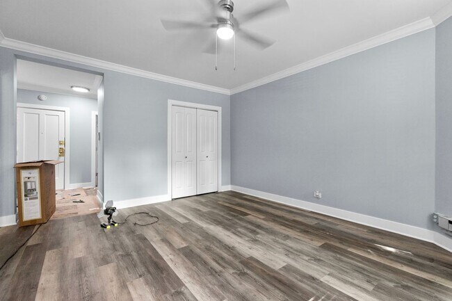 Foto del edificio - 3815 N Greenview Ave